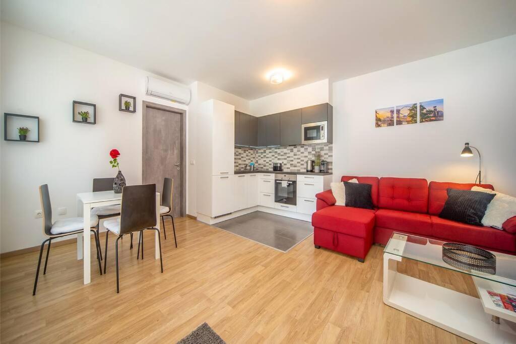 Grace Pine Apartment 1 Budapest Exterior photo